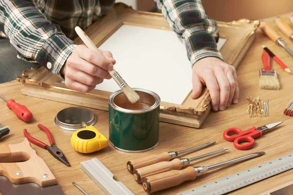Upcycling Projekt mit einem Bilderrahmen Upcycling Projekt mit einem Bilderrahmen (depositphotos.com)